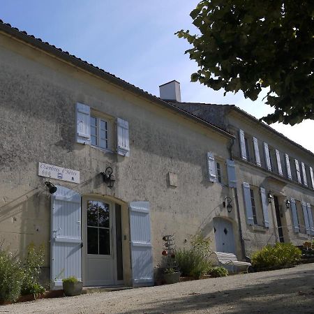 Chambres D'Hotes - Les Bujours Saint-Georges-des-Côteaux Dış mekan fotoğraf